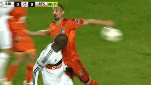 besiktaslilari-cildirtan-penalti-isyani--1420145
